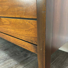 Load image into Gallery viewer, Mid-Century Modern Dresser