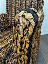 Load image into Gallery viewer, Woven Seagrass Chair