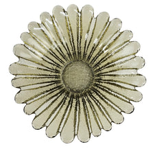 Load image into Gallery viewer, Green Daisy Flower Bowl
