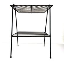 Load image into Gallery viewer, Black Metal Wire End Table