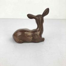 Load image into Gallery viewer, Seated Brass Deer