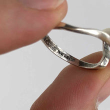 Load image into Gallery viewer, Wavy Sterling &amp; Turquoise Ring