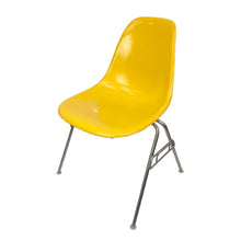 Load image into Gallery viewer, Modern Yellow Fiberglass Shell Chair
