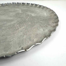 Load image into Gallery viewer, Round Aluminum Pine Cone Tray