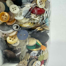 Load image into Gallery viewer, Jar of Buttons Lamp