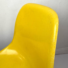 Load image into Gallery viewer, Modern Yellow Fiberglass Shell Chair