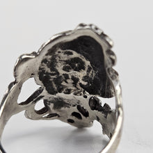 Load image into Gallery viewer, Art Nouveau Woman Ring