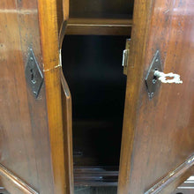 Load image into Gallery viewer, Wooden Locking Console