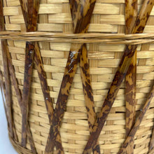 Load image into Gallery viewer, Tortoiseshell Woven Basket