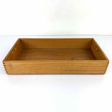 Load image into Gallery viewer, Dovetailed Oak Wooden Tray