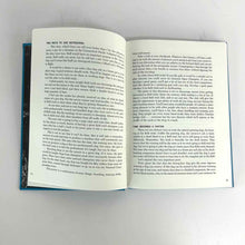 Load image into Gallery viewer, Water Dog Training Book