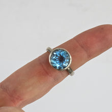 Load image into Gallery viewer, Blue Topaz Sterling Ring