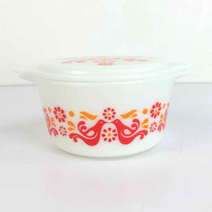 Pyrex Friendship Casserole Dish