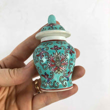 Load image into Gallery viewer, Porcelain Ginger Jar
