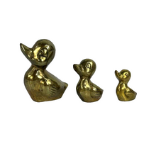 Load image into Gallery viewer, Cute Brass Duck Family