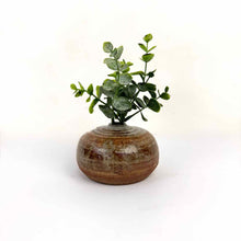 Load image into Gallery viewer, Pottery Bud Vase