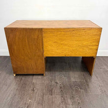 Load image into Gallery viewer, Wooden Desk