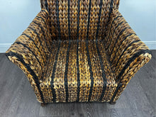 Load image into Gallery viewer, Woven Seagrass Chair