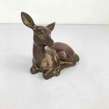 Load image into Gallery viewer, Seated Brass Deer