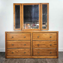 Load image into Gallery viewer, Wooden Dresser