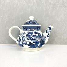 Load image into Gallery viewer, Blue Willow Tea Pot
