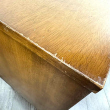 Load image into Gallery viewer, Mid-Century Modern Dresser