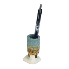 Load image into Gallery viewer, Studio Pottery Bud Vase