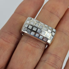Load image into Gallery viewer, Modernist Grid Statement Ring