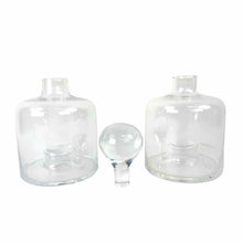 Load image into Gallery viewer, Stacking 3 Piece Decanter
