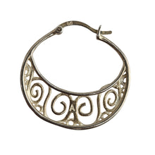 Load image into Gallery viewer, Sterling Silver Fliigree Earrings
