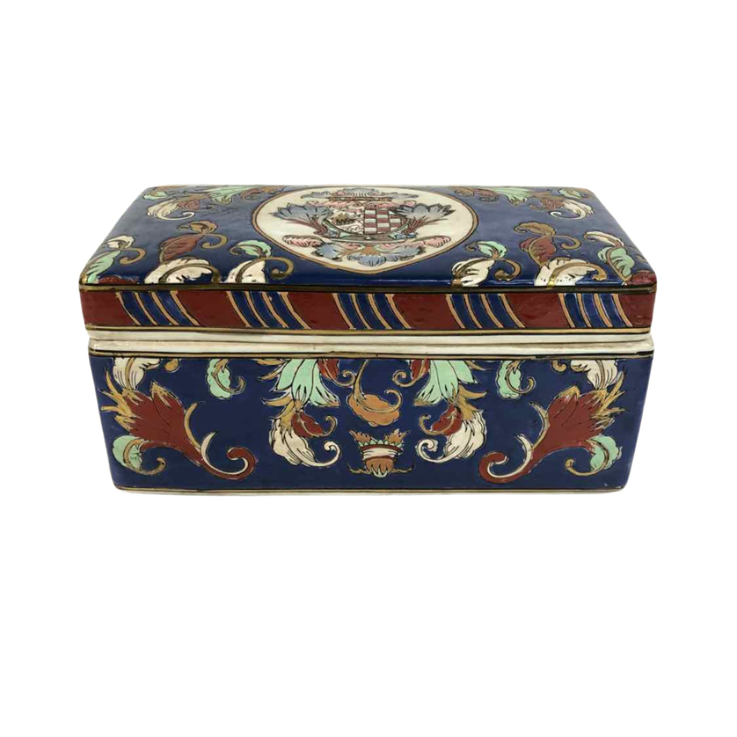 Heraldic Porcelain Box