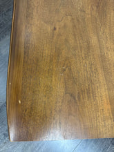 Load image into Gallery viewer, Modern Walnut End Table