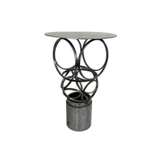 Load image into Gallery viewer, Metal Modern Rings Table
