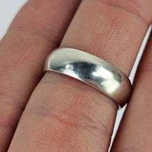 Load image into Gallery viewer, Sterling Silver Band Ring
