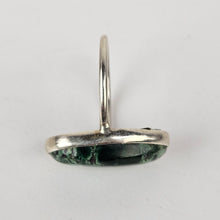 Load image into Gallery viewer, Green &amp; Sterling Ring