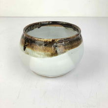 Load image into Gallery viewer, Drip Glaze Pottery Planter