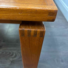 Load image into Gallery viewer, Danish Modern Teak End Table