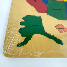 Load image into Gallery viewer, Wooden USA Map Puzzle