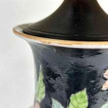 Load image into Gallery viewer, Black Floral Pottery Lamp