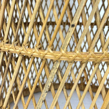 Load image into Gallery viewer, Wicker Plant Stand