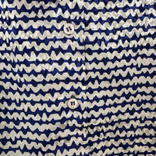 Load image into Gallery viewer, Bold Pattern Blouse