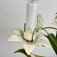 Load image into Gallery viewer, Metal Daisy Chandelier
