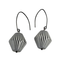 Load image into Gallery viewer, Black &amp; White Bead Earrings