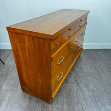 Load image into Gallery viewer, Mid-Century Dresser