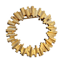 Load image into Gallery viewer, Modern Gold Tone Circle Brooch