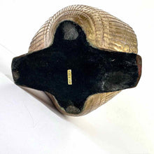 Load image into Gallery viewer, Brass Shells Planter