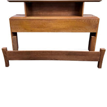 Load image into Gallery viewer, Modern Oak Full Size Bed