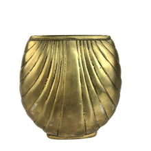 Load image into Gallery viewer, Brass Shell Vase