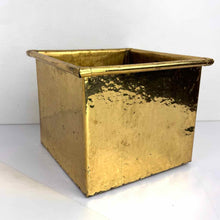 Load image into Gallery viewer, Hammered Brass Planter