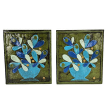 Load image into Gallery viewer, Blue &amp; Green Floral Bookends